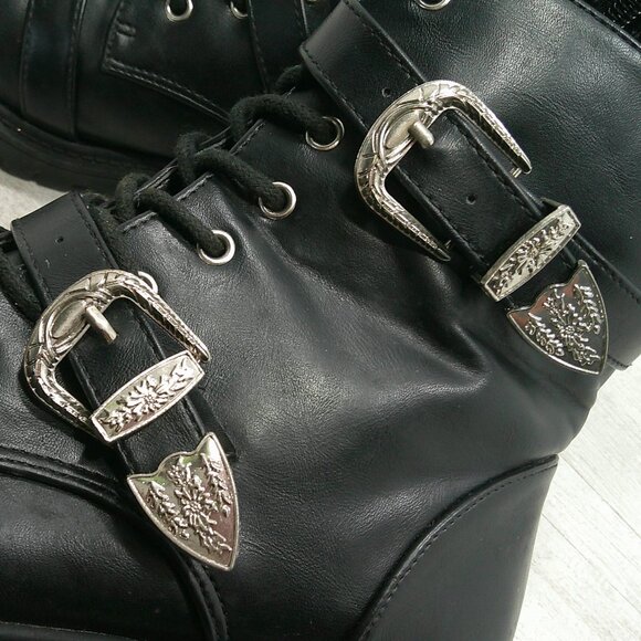 Dolls Kill Combat Moto Lace up Black Boots with Silver Buckle Strap Size 6 - Picture 7 of 13